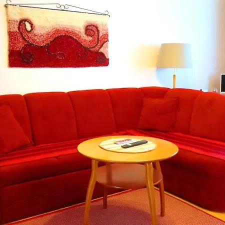 Retrohenkinen Kaksio Nurmeksen Keskustassa. *