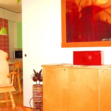 Daire Retrohenkinen Kaksio Nurmeksen Keskustassa.