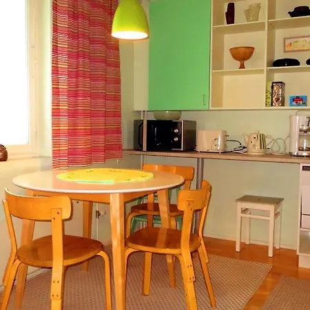 Daire Retrohenkinen Kaksio Nurmeksen Keskustassa. Nurmes