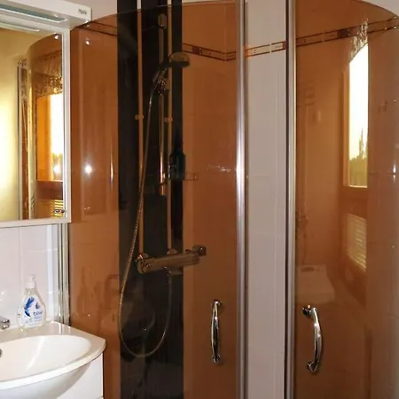 Retrohenkinen Kaksio Nurmeksen Keskustassa. Nurmes