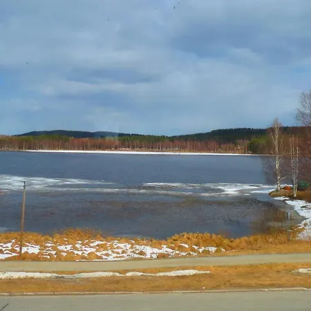 Daire Retrohenkinen Kaksio Nurmeksen Keskustassa. *
